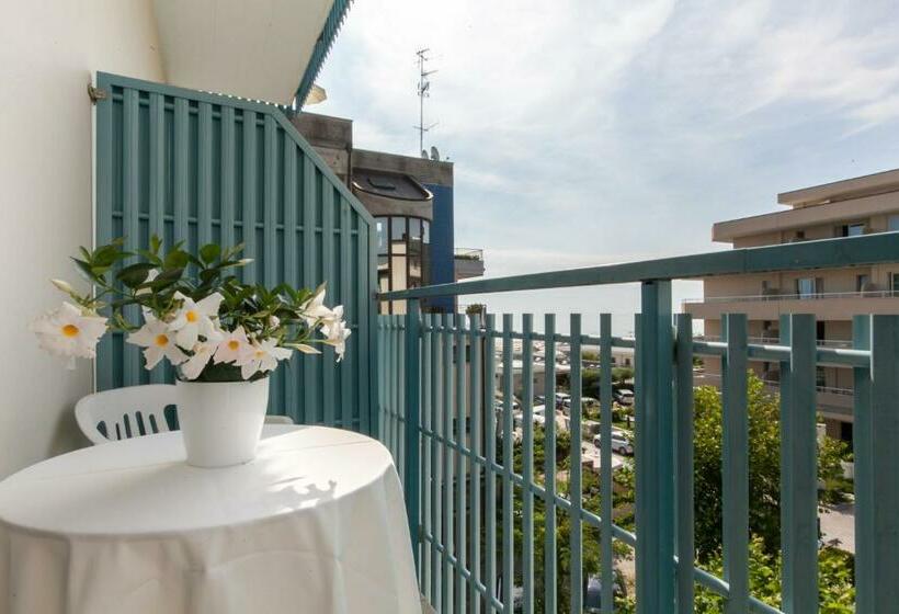 Quarto Quádruplo Estandar, Sanremo