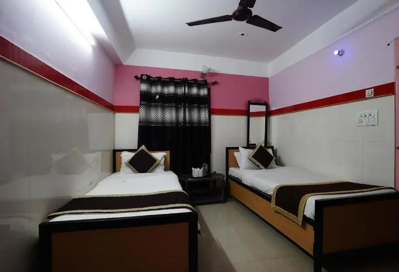 Standard-huone, Tirupati Lodge Njp
