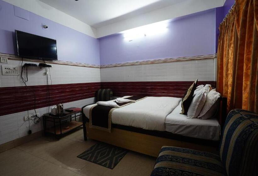 اتاق استاندارد, Tirupati Lodge Njp
