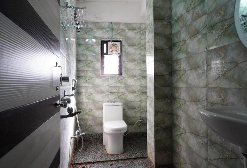 اتاق لوکس, Tirupati Lodge Njp