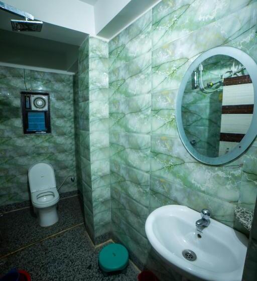 اتاق لوکس, Tirupati Lodge Njp