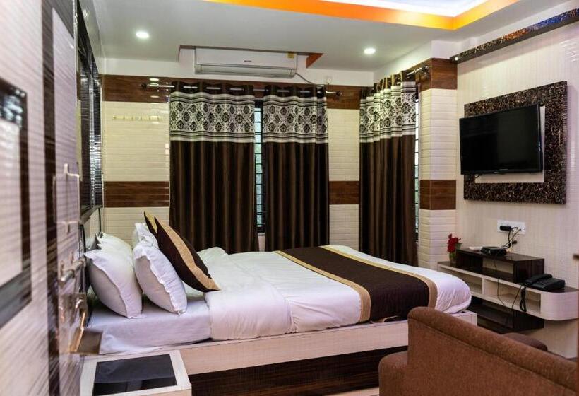اتاق لوکس, Tirupati Lodge Njp