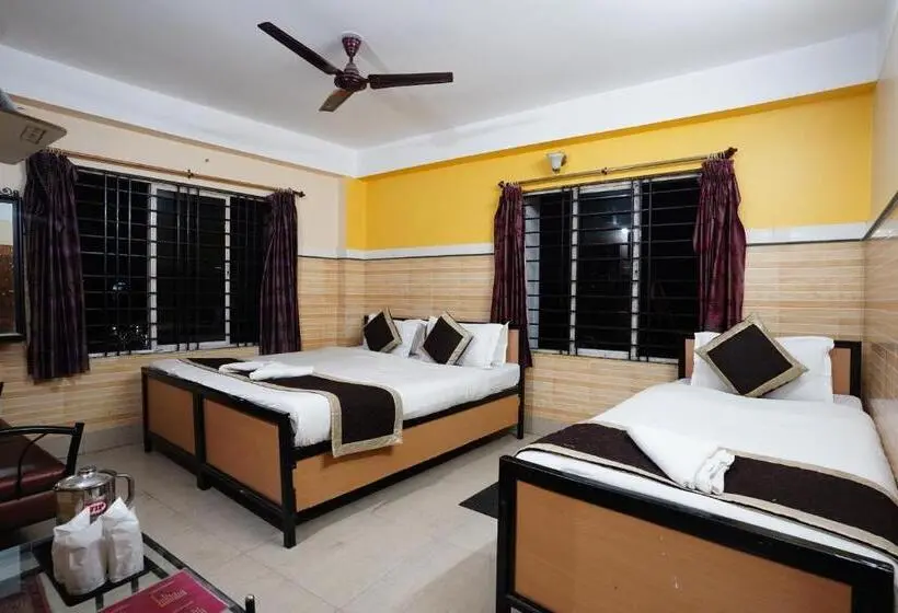 Standard Kolmen Hengen Huone, Tirupati Lodge Njp