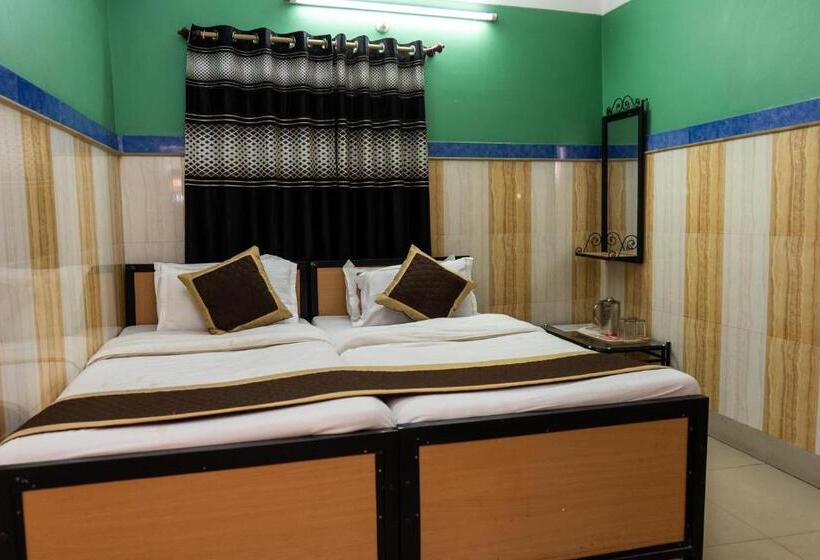 اتاق استاندارد, Tirupati Lodge Njp