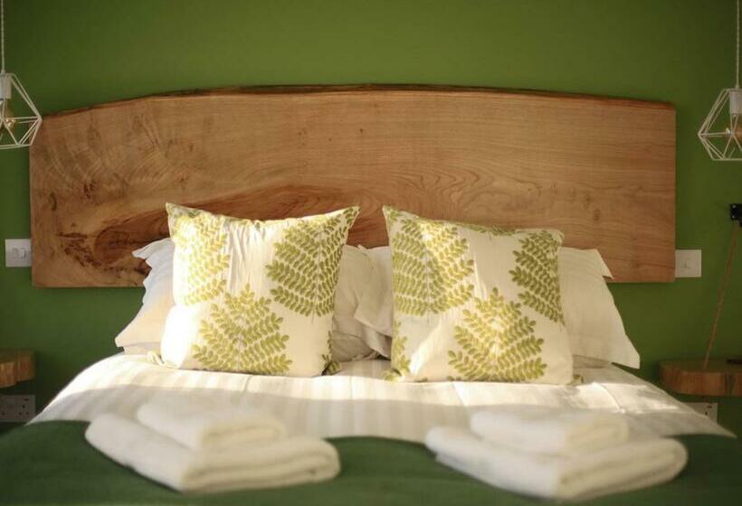 스탠다드 룸 킹사이즈 침대, The Smugglers Rest