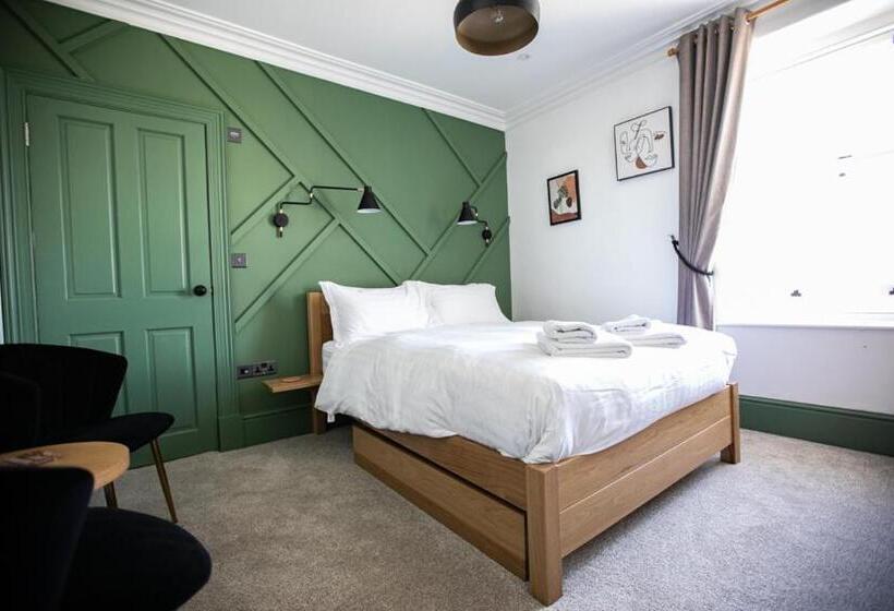 디럭스 룸, The Smugglers Rest