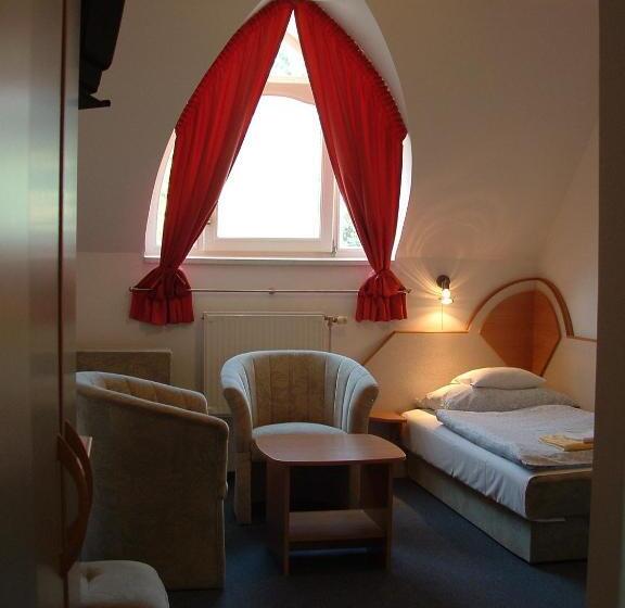 غرفة قياسية, Csigaház Panzió