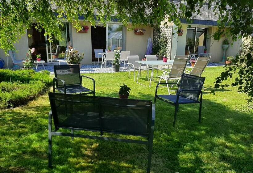 غرفة قياسية بالطابق الأرضى, A L'ombre Du Mont St Michel