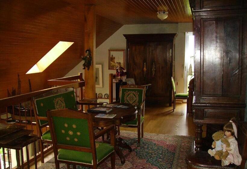 غرفة كومفورت, A L'ombre Du Mont St Michel