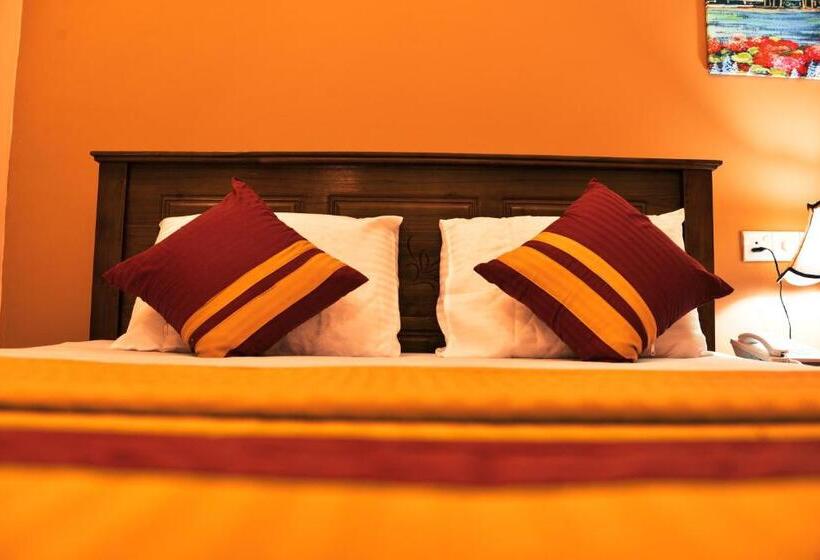 수피리어 룸, Anon Rest