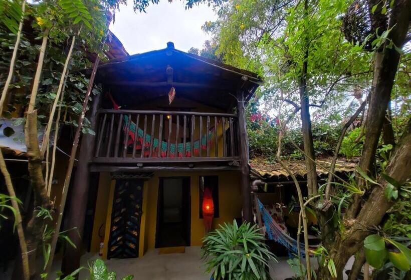 스탠다드 방갈로, Pousada Raiz Forte