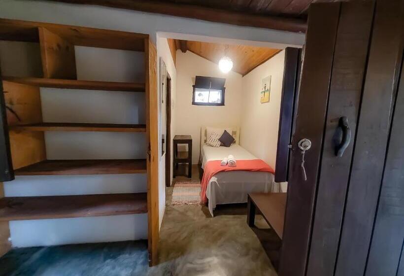 스탠다드 방갈로, Pousada Raiz Forte