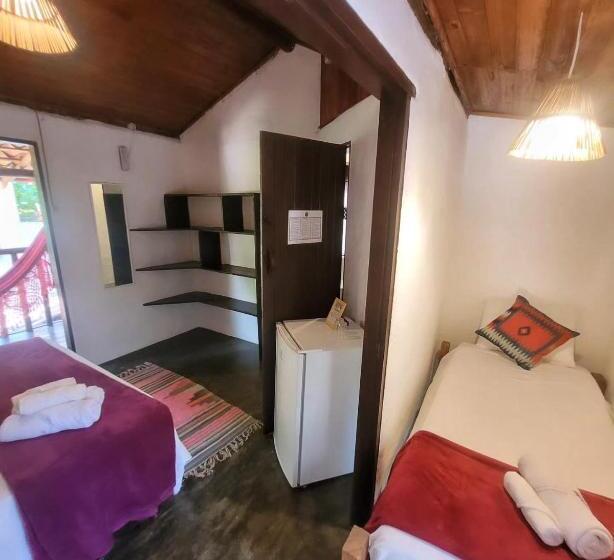 스탠다드 트리플 발코니 룸, Pousada Raiz Forte