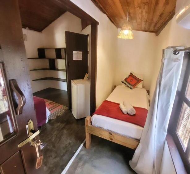 스탠다드 트리플 발코니 룸, Pousada Raiz Forte