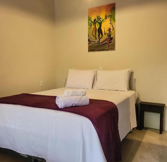 이그제큐티브 스튜디오, Pousada Raiz Forte