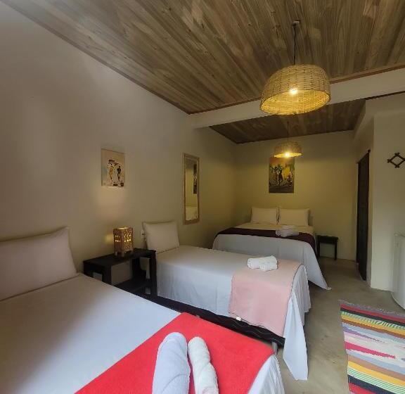 이그제큐티브 스튜디오, Pousada Raiz Forte