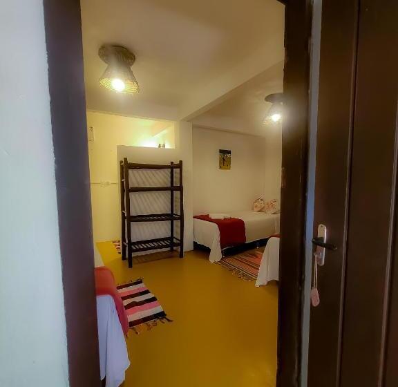 베이직 3인 룸, Pousada Raiz Forte