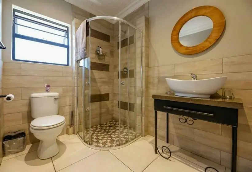 デラックスルーム, Touching Senses Garden Cottages