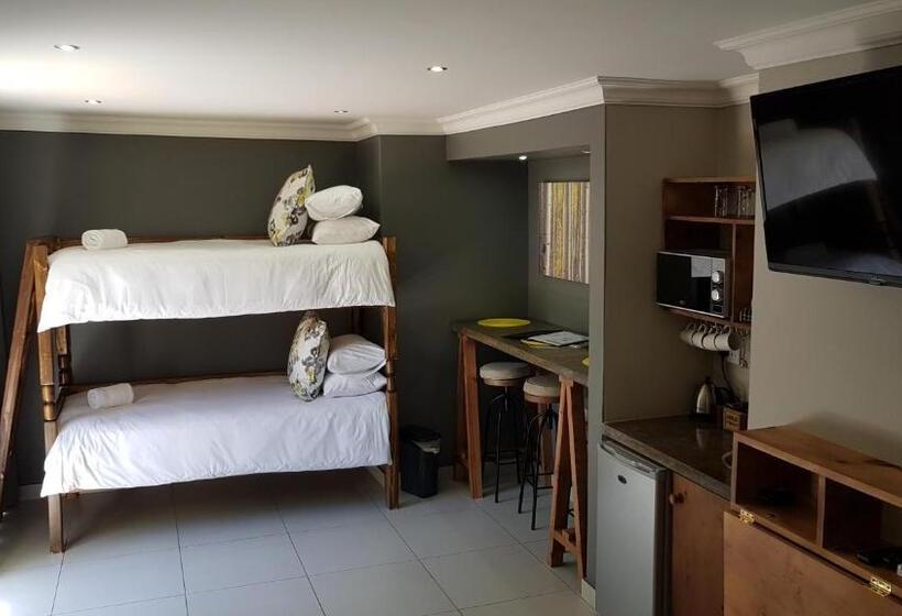 Семейный Номер Deluxe, Touching Senses Garden Cottages