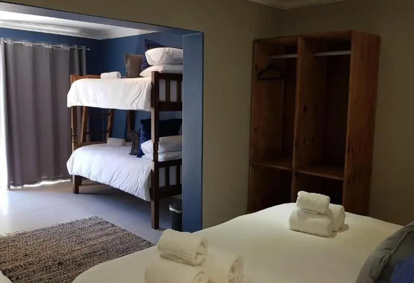 デラックスファミリールーム, Touching Senses Garden Cottages