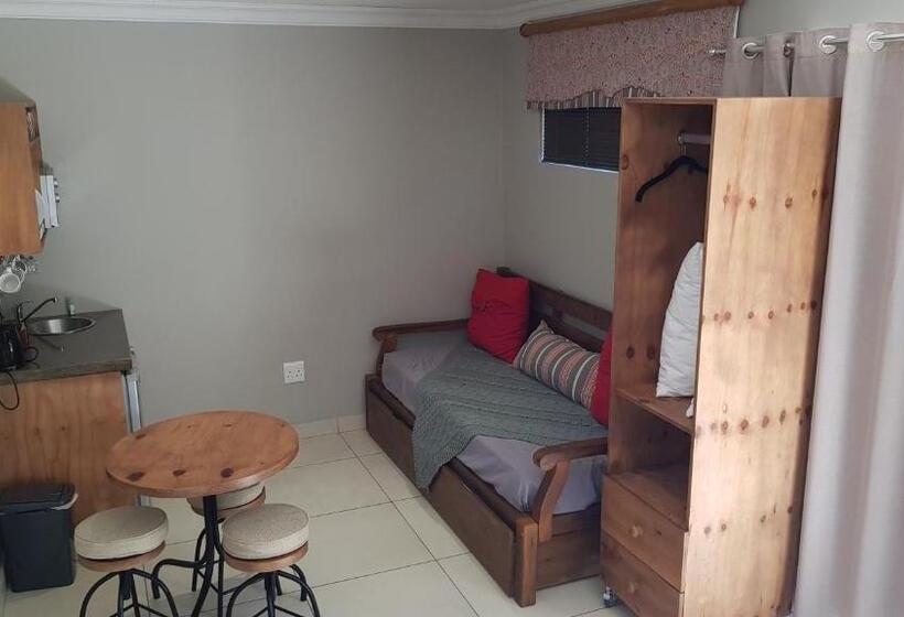 家庭间, Touching Senses Garden Cottages