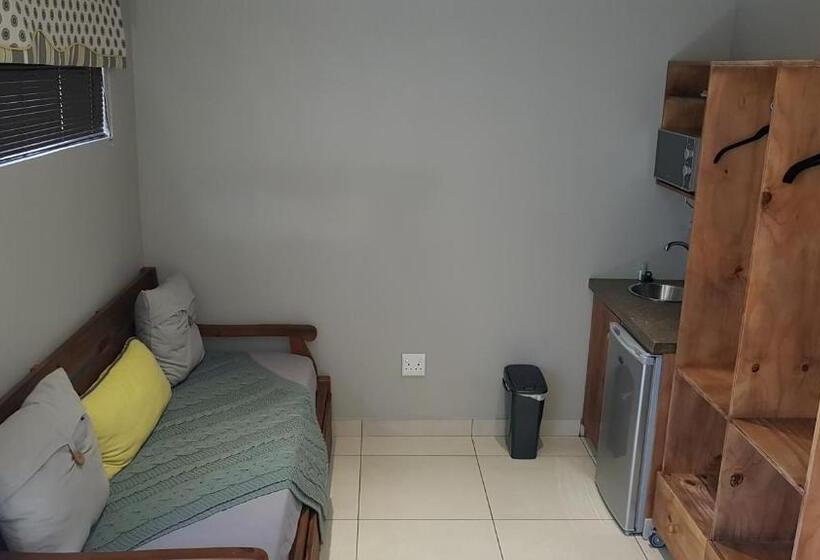 家庭间, Touching Senses Garden Cottages