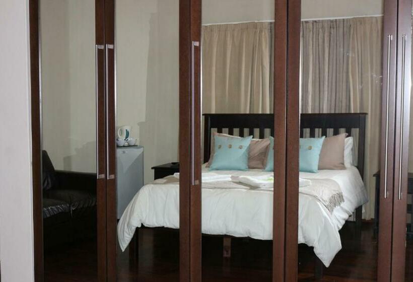 סוויטה אקזקיוטיב, Villa Borghesi