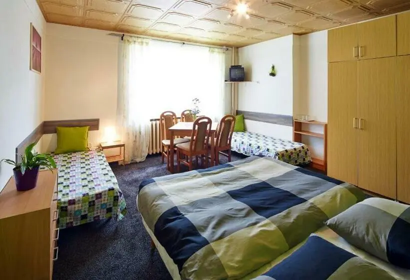 スタンダード４人部屋, Pension U Slunce