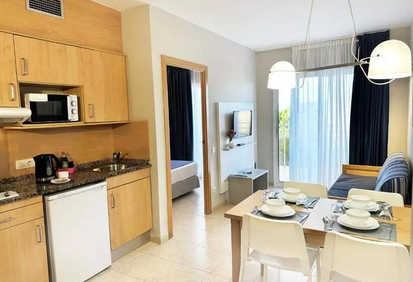 آپارتمان 1 خوابه با چشم‌انداز استخر, Aparthotel Sunclub Salou