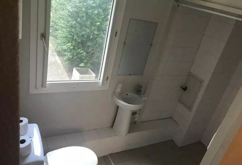 スタンダードルーム, Hôtel Grenoble Voreppe