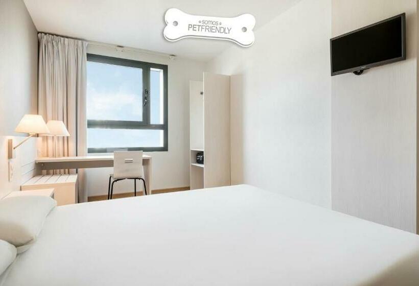 غرفة قياسية, Ilunion Valencia 3