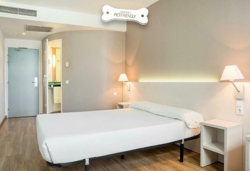 غرفة قياسية, Ilunion Valencia 3