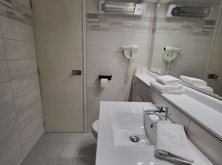 غرفة قياسية, Kyriad Bellegarde  Genève