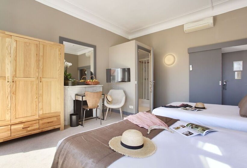 חדר סטנדרט לארבעה, La Villa Tosca