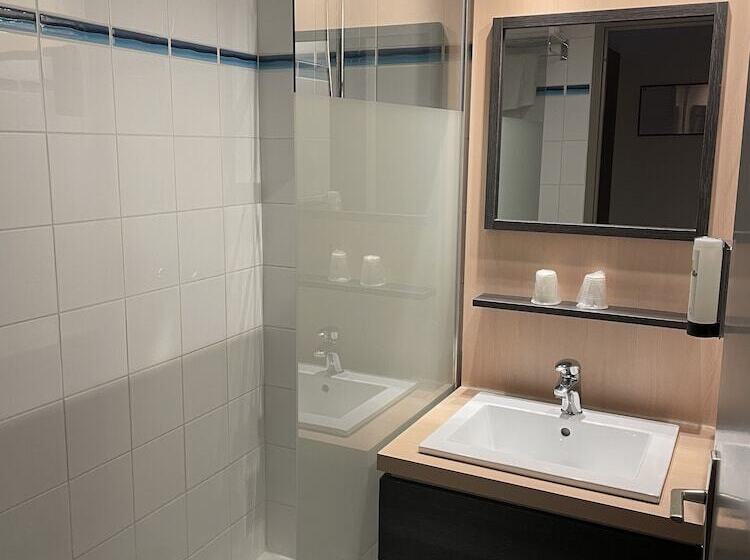 غرفة قياسية, Le Neron  Logis