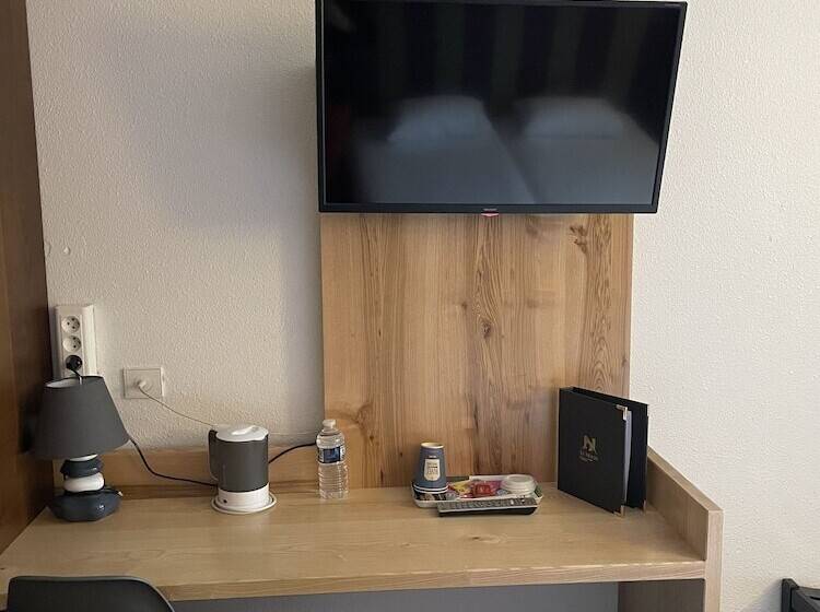 غرفة قياسية, Le Neron  Logis