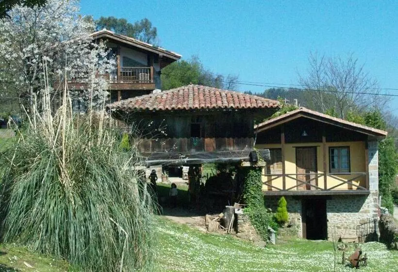 Bangalô Standard, Palacio De Libardon