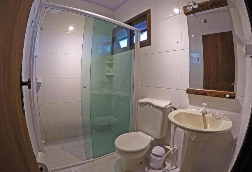 جناح, Pousada La Luna   Frente Mar