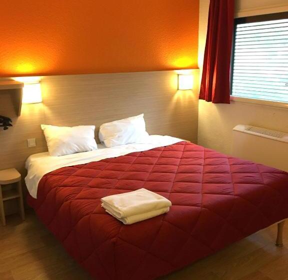 Номер Стандарт, Premiere Classe Paris Ouest Nanterre La Defense