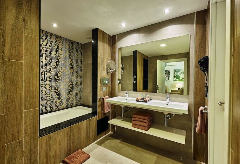 Junior Suite, Hotel Riu Tequila - All Inclusive