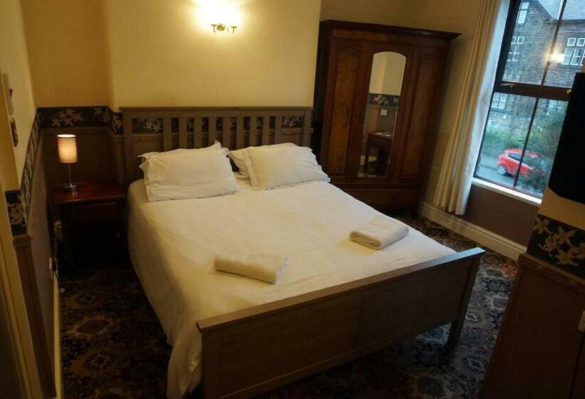 スタンダードルーム, The Butlers