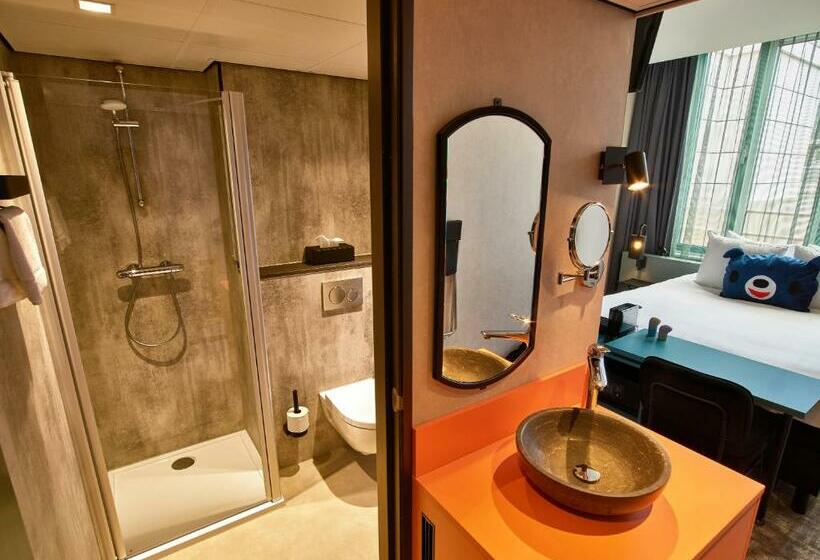 Quarto Estandar, The Ed Amsterdam