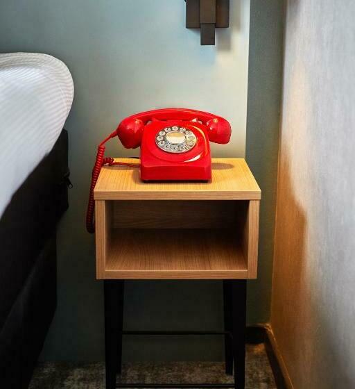 اتاق استاندارد سه نفره, The Ed Amsterdam