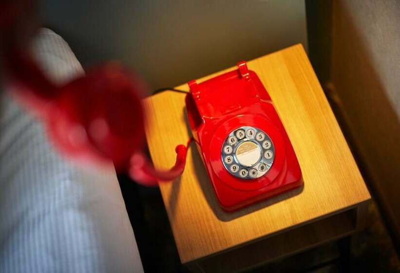 اتاق استاندارد سه نفره, The Ed Amsterdam