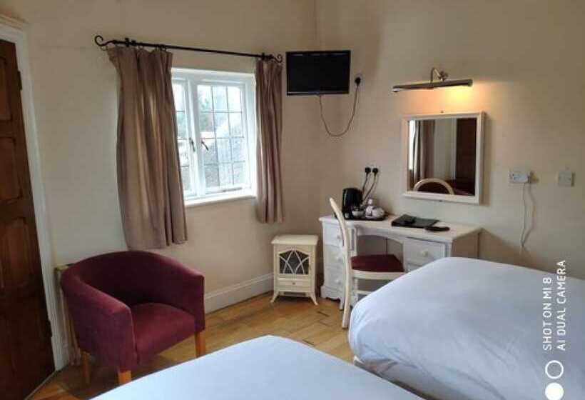 标准间, The Thatched Cottage Inn