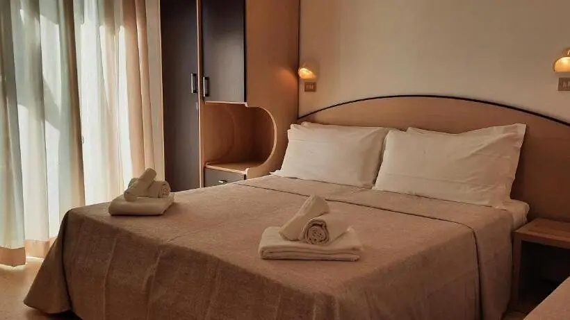 スタンダードトリプルルーム, B&b Hotel Serenità