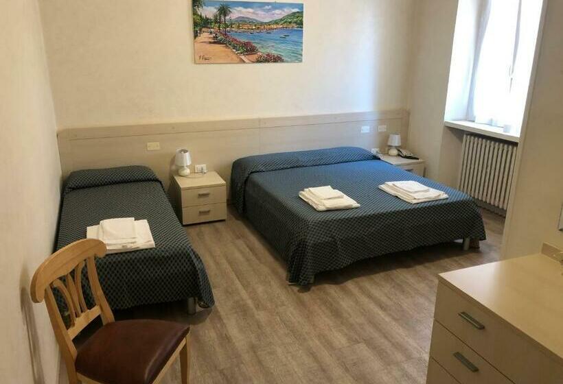 スタンダードトリプルルーム, Antico Albergo