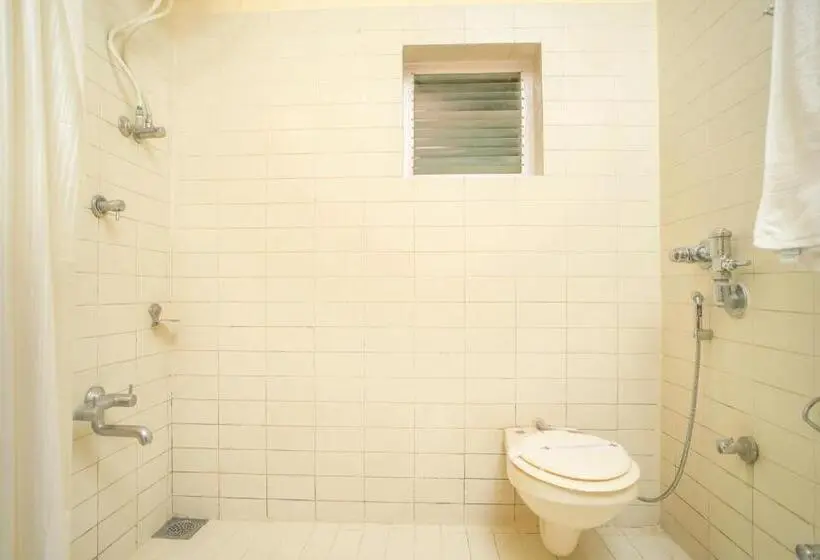 Chambre Economy, Nilambag Palace