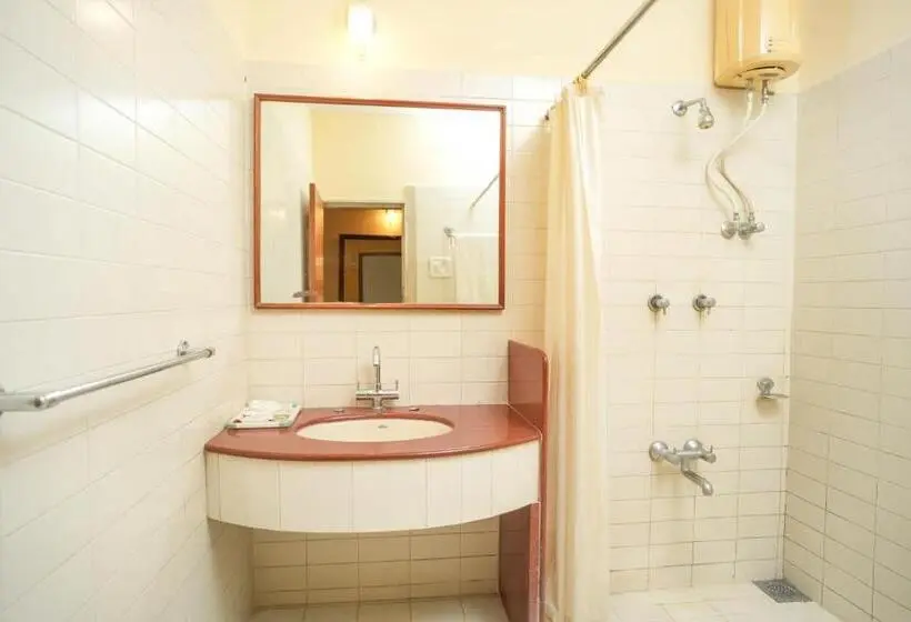Chambre Economy, Nilambag Palace