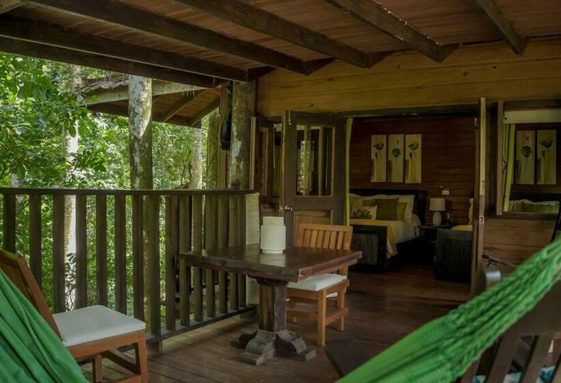 اتاق لوکس با بالکن, Platon Ecolodge